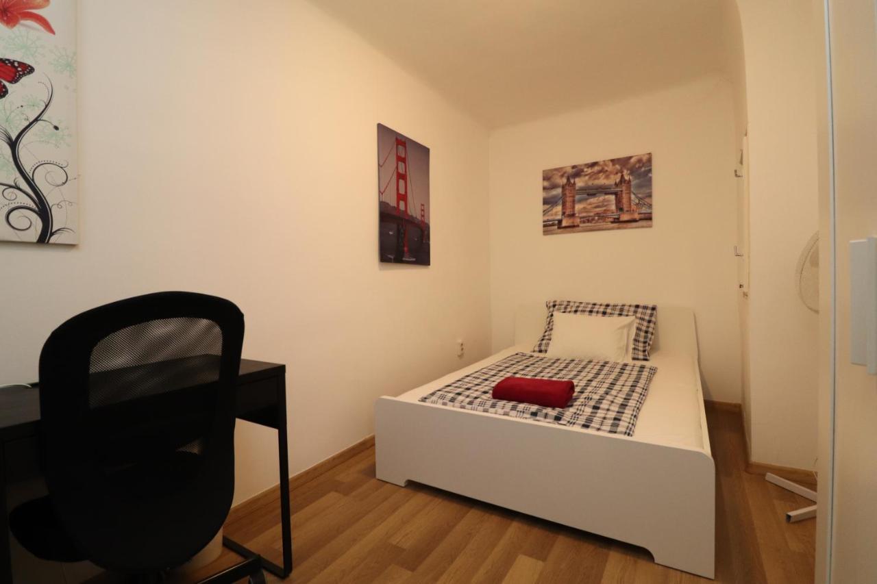 New Guest House A In Kiraly Street 106 부다페스트 외부 사진